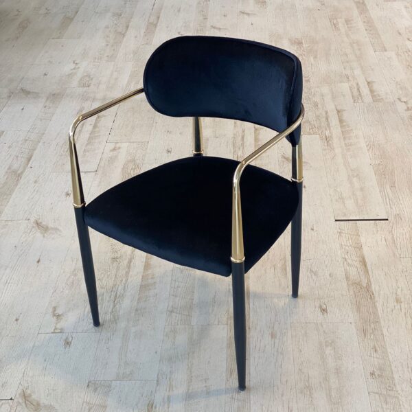 Fluwelen Stoel Met Metalen Armleuningen – Zwart/Gold