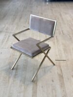 Elegante Fluwelen Stoel - Metalen Poten - Lichtbruin