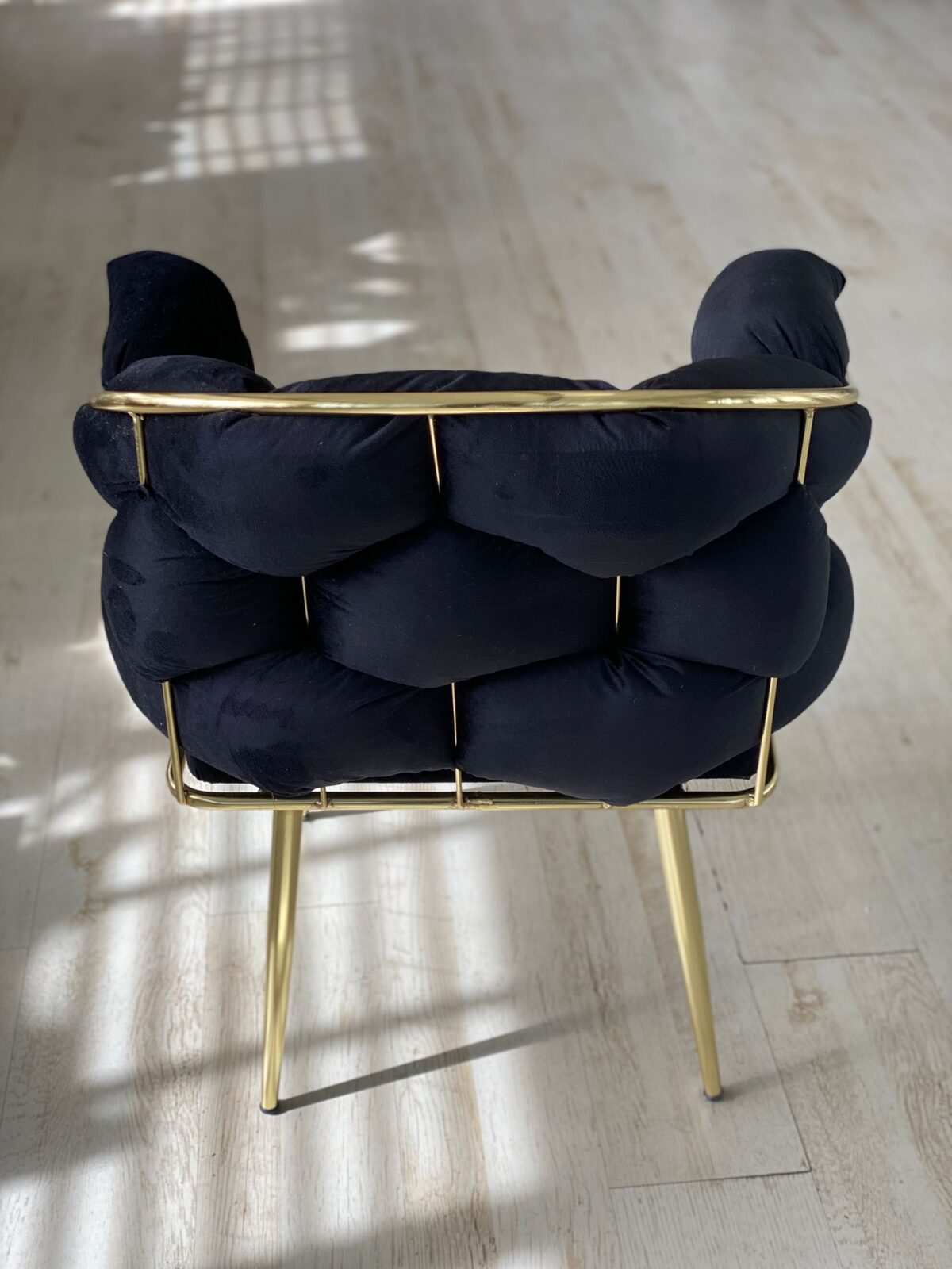Wavy Fluwelen Stoelen - Metalen Poten - Zwart - Görsel 3