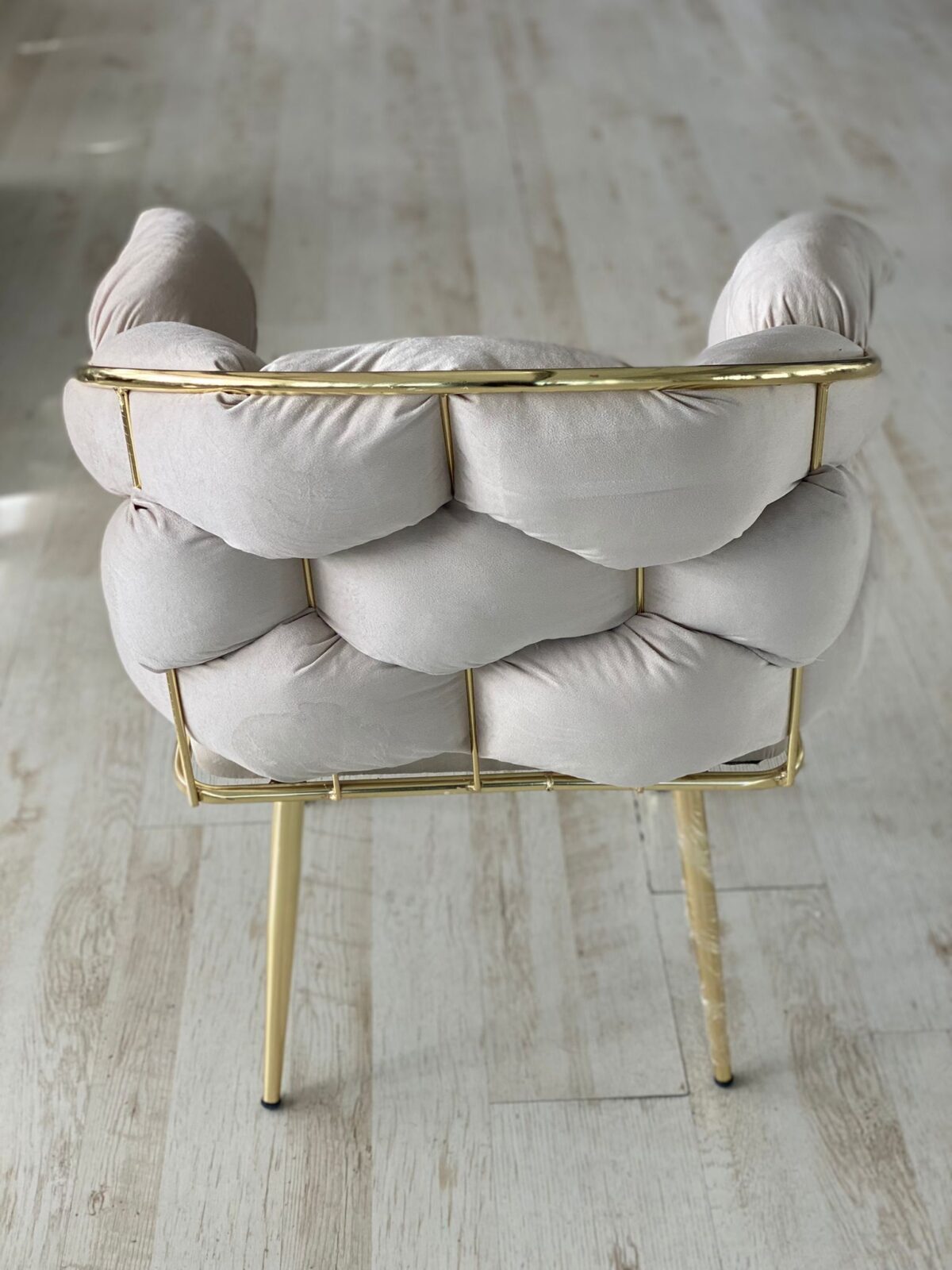 Wavy Fluwelen Stoelen - Metalen Poten - Beige - Görsel 3