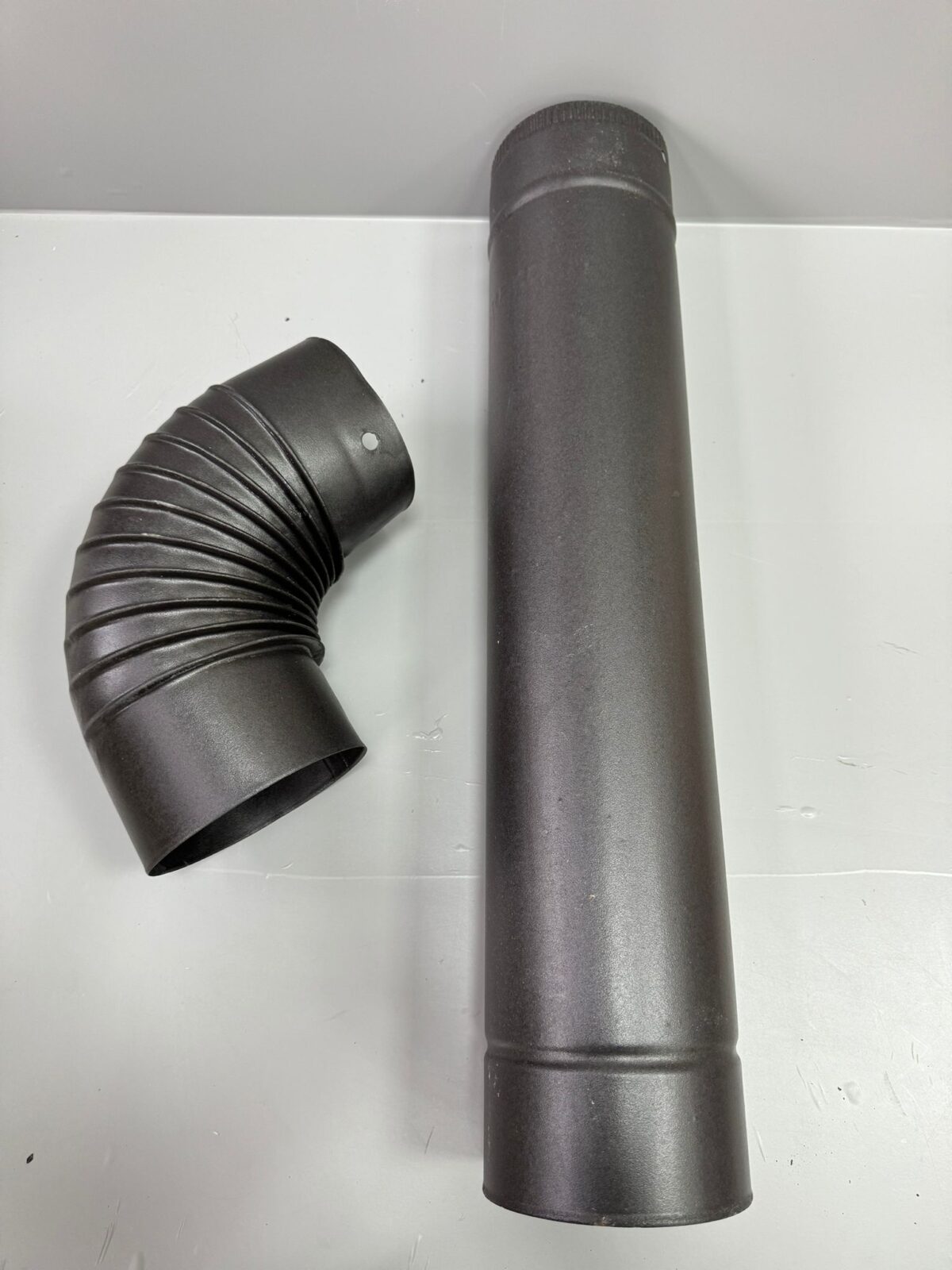 Eforisi – Kromme Stalen Kachelpijp – 1 Stuk – ø 135mm – Image 1