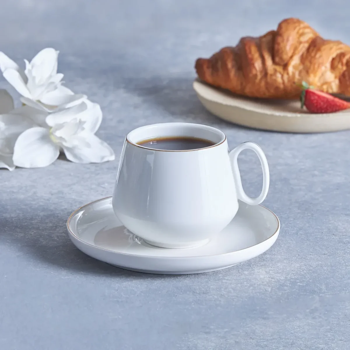 Karaca Titan - 4-delige Porseleinen Theekop en Schotel Set - voor 2 Personen - 220 ml - Wit Goud - Görsel 2