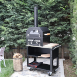 Sabah BBQ1 - Barbecue Kooltuinoven en Grill op Wielen met Hittebestendig Glas en Waterdichte Hoes - Image 6