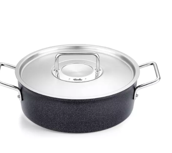 Fissler Adamant - Kookpan Laag met RVS Deksel - 24 cm – Aluminium Pan met Krasbestendige Antiaanbaklaag