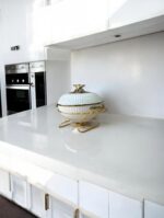 Ekselans EK-543 - Porseleinen Ronde Soepterrine – Met Deksel & Gouden Standaard – 30 x 24 cm - Afbeelding 3