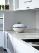 Ekselans EK-543 - Porseleinen Ronde Soepterrine – Met Deksel & Gouden Standaard – 30 x 24 cm - Afbeelding 2