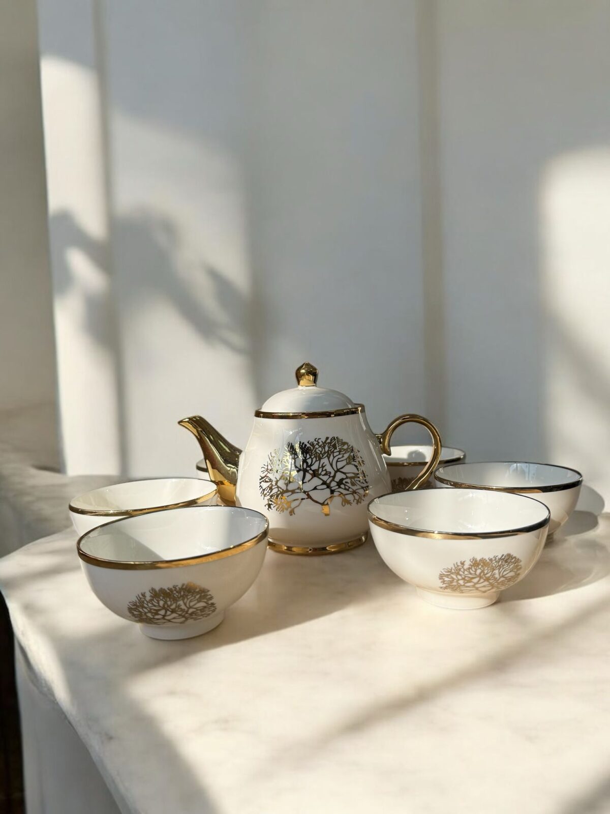 Ekselans EK-536 - Porseleinen Koffiepot en 6 Schalen Set – Wit met Gouden Details – Ø 11 cm - Afbeelding 3