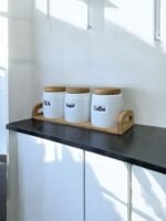 Ekselans EK-549 - 4-delige Kruidenpotjes Set – Met Houten Standaard – 13,5 cm Hoog – Ø10,5 cm - Afbeelding 2