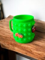 Groene Ekselans EK-326 - Groene Siliconen Drinkbeker met Handvat – Pop It Design – Inclusief Jibbitz-Stijl Versiering – 12 x 9,5 cm - Görsel 2