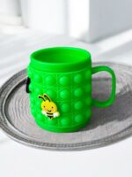 Groene Ekselans EK-326 - Groene Siliconen Drinkbeker met Handvat – Pop It Design – Inclusief Jibbitz-Stijl Versiering – 12 x 9,5 cm