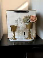 Ekselans EK-564 - Luxe Decoratie Set met Gouden Kandelaars, Geurstokjes & Kunstbloemen - Giftset - Geschenk