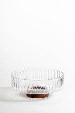 Acacia - Ronde Glazen Schaal met Acaciahouten Poot – Ø26 cm – H11 cm – Stijlvolle Fruitschaal of Decoratieve Kom - Afbeelding 2